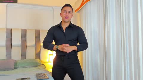 Snapshot of marcelo_costa_ chatting on February 5, 2025, 10:12 pm Marcelo Costa online show from February 5, 2025, 10:12 pm