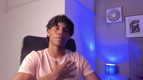 Snapshot of marcelo_dosantos77 chatting on December 27, 2024, 9:50 am MARCELO online show from December 27, 2024, 9:50 am