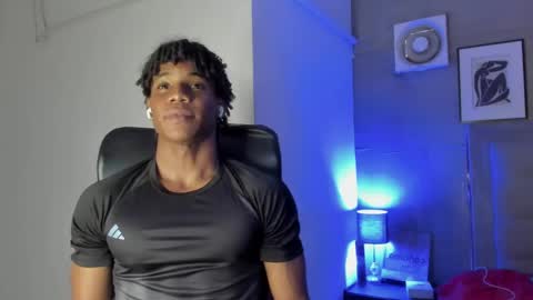Snapshot of marcelo_dosantos77 chatting on January 15, 2025, 3:22 am MARCELO online show from January 15, 2025, 3:22 am