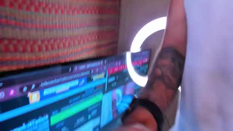 Snapshot of marcovitto chatting on November 22, 2025, 7:46 pm marcovitto online show from November 22, 2025, 7:46 pm