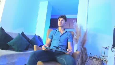 marcus_fire online show from February 16, 2025, 5:48 am