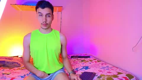 Snapshot of marcus_hanks chatting on December 4, 2025, 3:49 am Marcus Hanks online show from December 4, 2025, 3:49 am