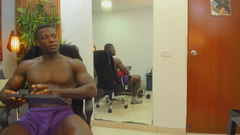 Marcusssss online show from February 6, 2025, 5:51 pm