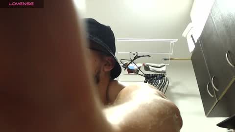 Snapshot of marcusmilarc chatting on January 18, 2025, 1:19 am   online show from January 18, 2025, 1:19 am