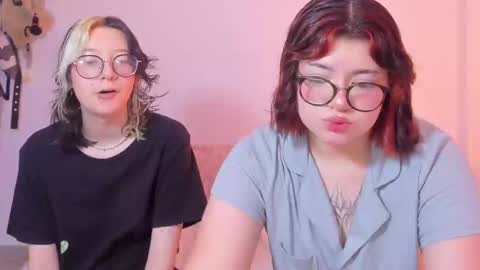 Snapshot of marcy_grey chatting on February 24, 2025, 10:14 pm danna online show from February 24, 2025, 10:14 pm