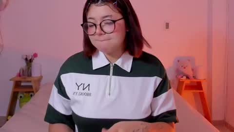 Snapshot of marcy_grey chatting on March 10, 2025, 3:20 pm danna online show from March 10, 2025, 3:20 pm