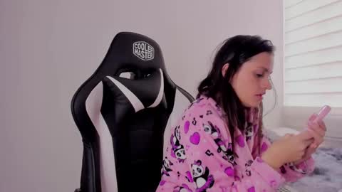 Maria online show from February 11, 2025, 6:33 pm