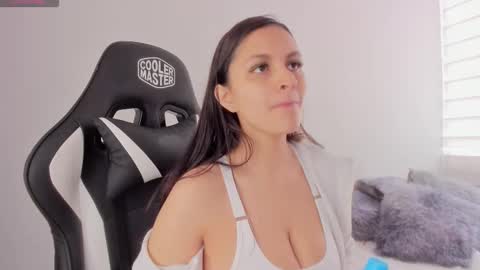 Maria online show from October 27, 2025, 6:45 pm