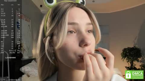 Snapshot of margarethowell chatting on March 4, 2025, 6:15 am Margaret online show from March 4, 2025, 6:15 am