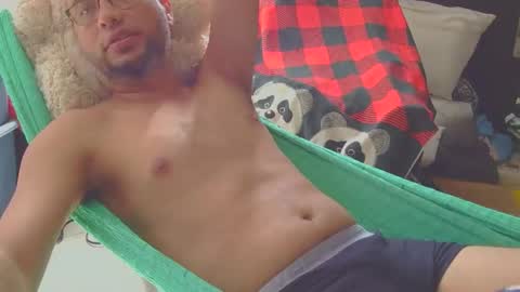 margaritoround3 online show from December 4, 2025, 3:43 pm