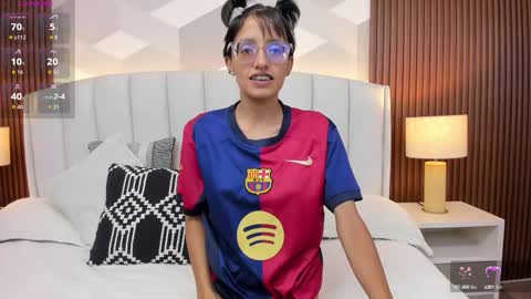 Aitana online show from October 1, 2025, 1:44 am