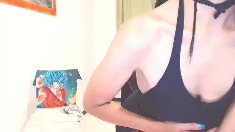 mari4you69 online show from December 18, 2024, 9:58 am