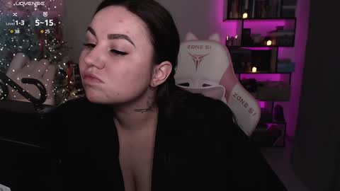 Snapshot of mari_moore7 chatting on December 27, 2024, 8:02 am mari moore online show from December 27, 2024, 8:02 am