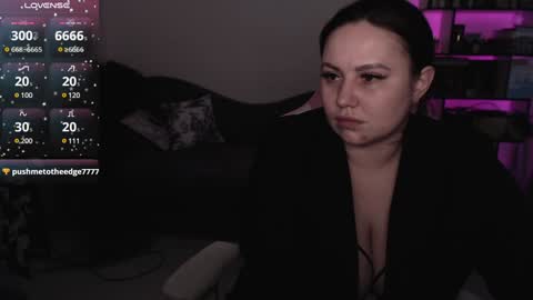 Snapshot of mari_moore7 chatting on January 24, 2025, 10:11 am mari moore online show from January 24, 2025, 10:11 am