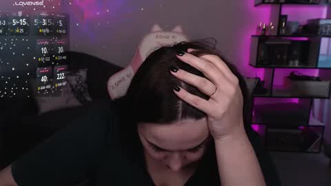 Snapshot of mari_moore7 chatting on February 17, 2025, 12:38 pm mari moore online show from February 17, 2025, 12:38 pm