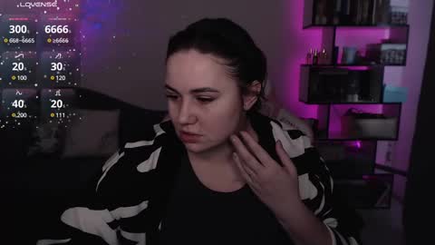 Snapshot of mari_moore7 chatting on March 2, 2025, 10:45 am mari moore online show from March 2, 2025, 10:45 am