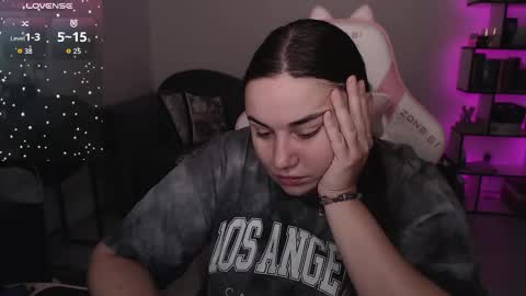 Snapshot of mari_moore7 chatting on October 20, 2025, 8:37 am mari moore online show from October 20, 2025, 8:37 am