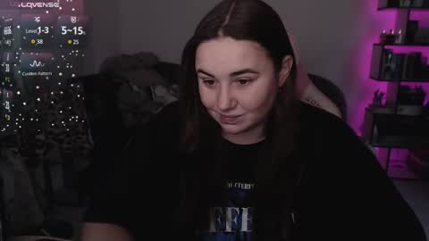 Snapshot of mari_moore7 chatting on October 25, 2025, 6:43 am mari moore online show from October 25, 2025, 6:43 am