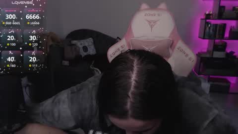 Snapshot of mari_moore7 chatting on November 20, 2025, 10:04 am mari moore online show from November 20, 2025, 10:04 am