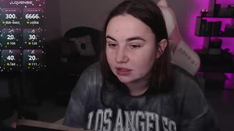 Snapshot of mari_moore7 chatting on November 24, 2025, 6:35 am mari moore online show from November 24, 2025, 6:35 am