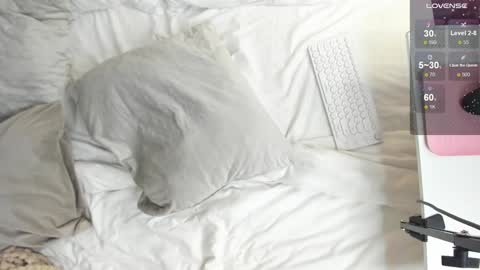 Snapshot of mari_nett chatting on January 21, 2025, 8:54 pm mari_nett online show from January 21, 2025, 8:54 pm