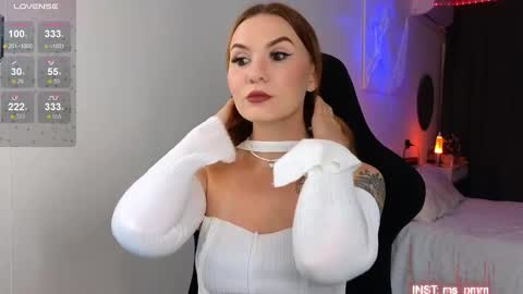 maria_shy_lii online show from February 12, 2025, 1:27 pm