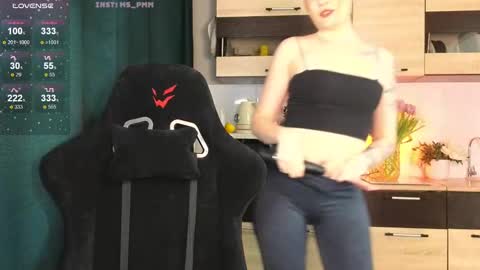 maria_shy_lii online show from March 10, 2025, 3:52 pm