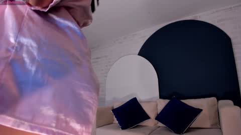 Snapshot of mariaherrera_ chatting on January 19, 2025, 2:15 am MARIA HERRERA online show from January 19, 2025, 2:15 am