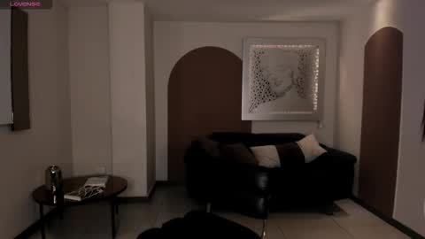 Snapshot of mariaherrera_ chatting on November 9, 2025, 7:34 pm MARIA HERRERA online show from November 9, 2025, 7:34 pm