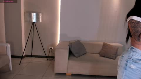 Snapshot of mariaherrera_ chatting on December 1, 2025, 1:43 am MARIA HERRERA online show from December 1, 2025, 1:43 am