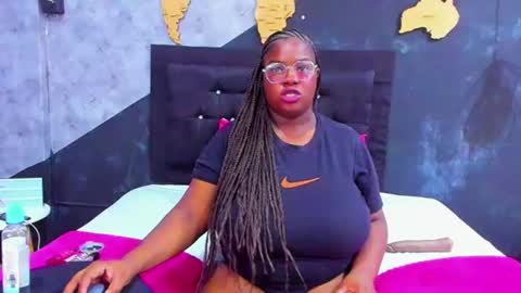 Snapshot of mariam__rossi chatting on October 24, 2025, 1:18 pm MARIAM online show from October 24, 2025, 1:18 pm