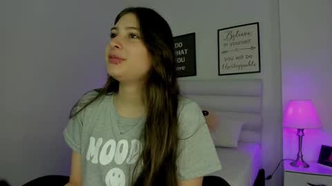 Snapshot of mariam_scott18 chatting on December 7, 2024, 7:10 pm Mariam online show from December 7, 2024, 7:10 pm