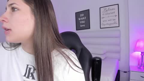 Snapshot of mariam_scott18 chatting on January 16, 2025, 7:20 pm Mariam online show from January 16, 2025, 7:20 pm