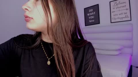 Snapshot of mariam_scott18 chatting on January 21, 2025, 7:28 pm Mariam online show from January 21, 2025, 7:28 pm