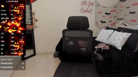 Snapshot of mariamcastillo chatting on October 16, 2025, 11:17 pm Mariam Castiblanco online show from October 16, 2025, 11:17 pm