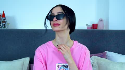 Snapshot of mariamenson chatting on January 25, 2025, 5:07 am MariaMenson online show from January 25, 2025, 5:07 am