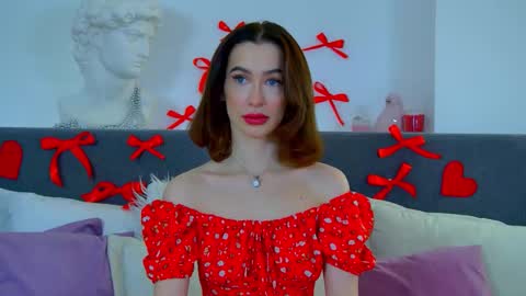 Snapshot of mariamenson chatting on March 4, 2025, 6:39 pm MariaMenson online show from March 4, 2025, 6:39 pm