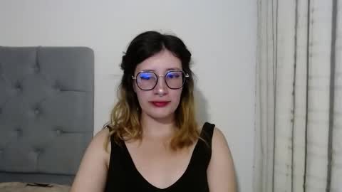 Snapshot of mariana124_ chatting on December 27, 2024, 3:26 pm Mariana online show from December 27, 2024, 3:26 pm