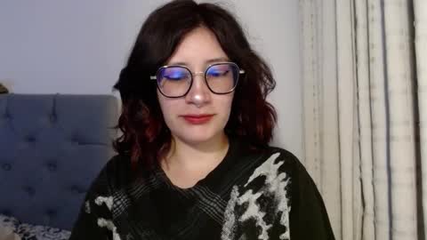 Snapshot of mariana124_ chatting on January 2, 2025, 3:15 am Mariana online show from January 2, 2025, 3:15 am