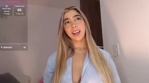 Mariana online show from September 28, 2025, 5:18 pm