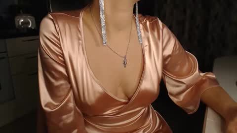 MarianaMur online show from January 18, 2025, 9:24 pm