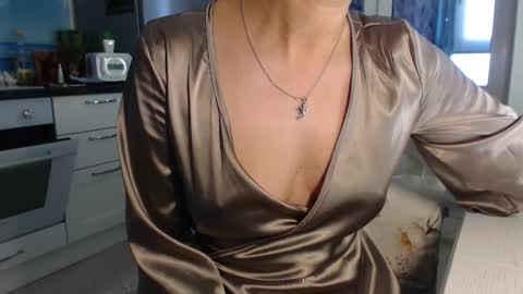 MarianaMur online show from September 25, 2025, 6:39 am