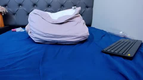 Snapshot of mariana_murillo__ chatting on February 2, 2025, 10:02 am Mariana online show from February 2, 2025, 10:02 am