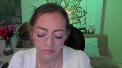 Snapshot of marianalopez81 chatting on February 7, 2025, 3:01 am Mariana Lopez online show from February 7, 2025, 3:01 am