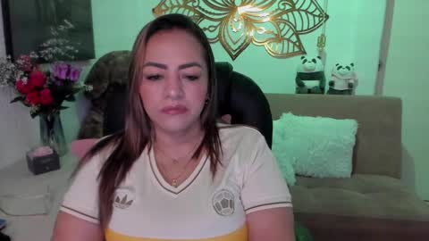 Snapshot of marianalopez81 chatting on February 11, 2025, 12:06 am Mariana Lopez online show from February 11, 2025, 12:06 am