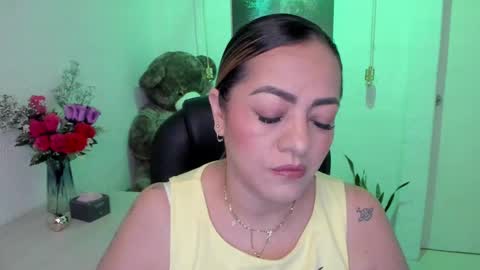 Snapshot of marianalopez81 chatting on February 27, 2025, 12:21 am Mariana Lopez online show from February 27, 2025, 12:21 am