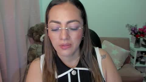 Snapshot of marianalopez81 chatting on March 11, 2025, 3:16 am Mariana Lopez online show from March 11, 2025, 3:16 am
