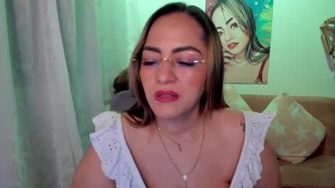 Snapshot of marianalopez81 chatting on October 12, 2025, 12:31 am Mariana Lopez online show from October 12, 2025, 12:31 am