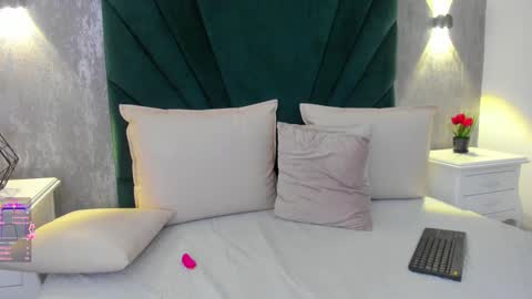 Snapshot of marianasanz chatting on December 6, 2024, 11:25 pm Mariana online show from December 6, 2024, 11:25 pm