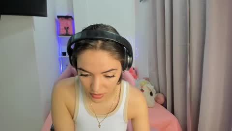 Mariangel online show from November 29, 2025, 10:02 pm